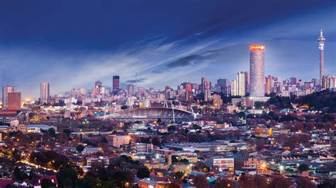 Johannesburg: Your Complete Guide To The City of Gold .